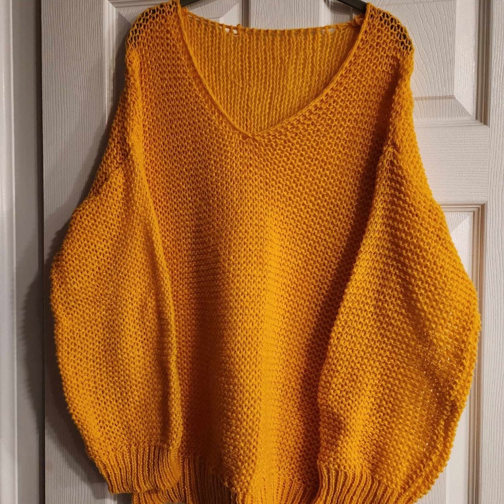 V NECK PULLOVER SWEATER TOP
